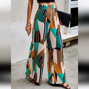 ✨️4/$35✨️SALE SHEIN Clasi high waist geo print wide leg pants. M NEW